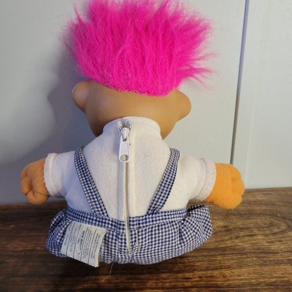 Trolls! Vintage 1984 Troll Doll with Glowing Eyes - Picture 6 of 8